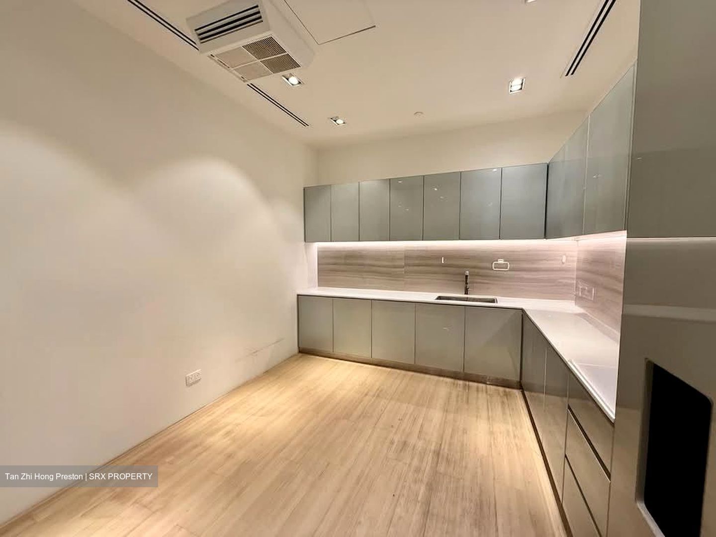 Asia Square Tower 1 (D1), Office #578555831